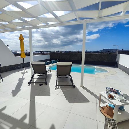 Villa Perla Blanca En Playa Blanca ภายนอก รูปภาพ