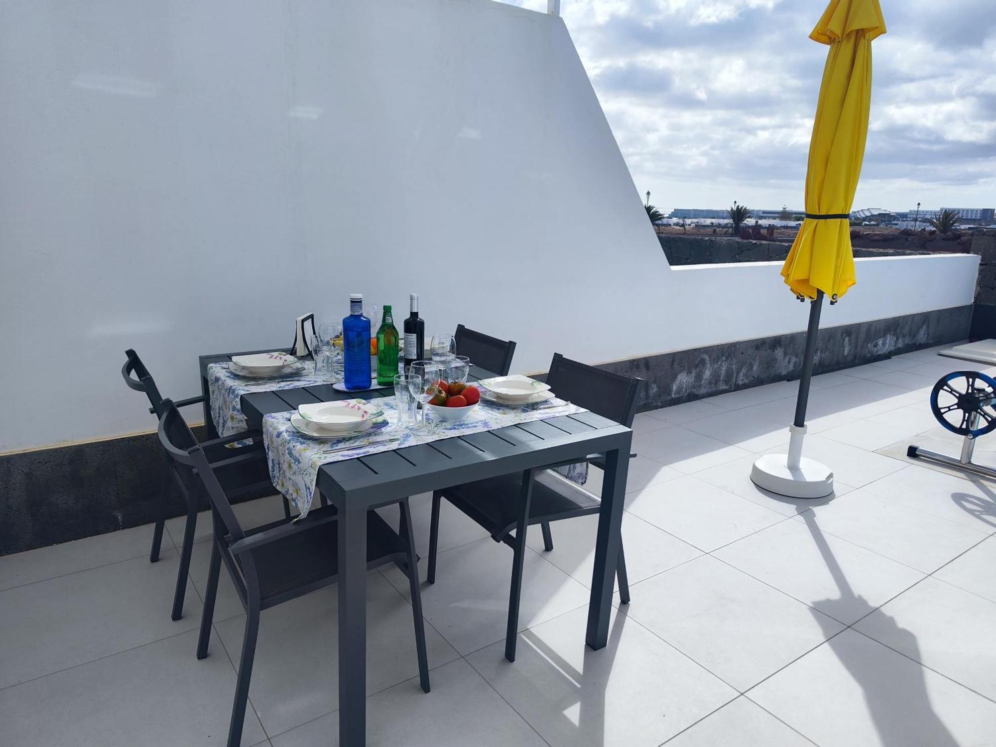 Villa Perla Blanca En Playa Blanca ภายนอก รูปภาพ