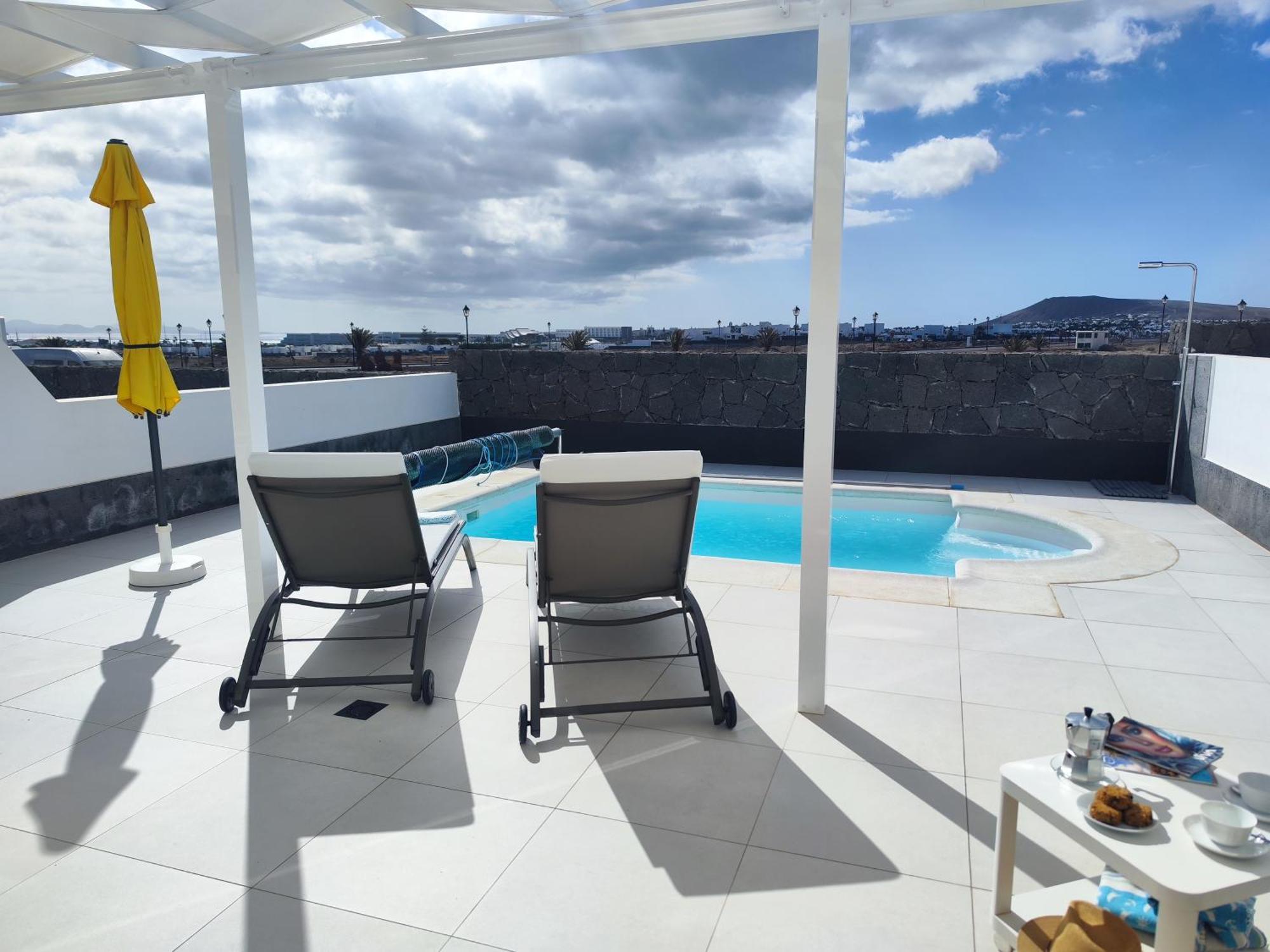 Villa Perla Blanca En Playa Blanca ภายนอก รูปภาพ